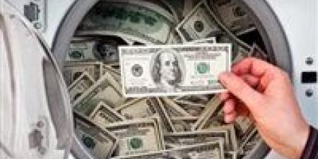 100
      مليون
      جنيه
      وهمي..
      إسقاط
      شبكة
      غسل
      أموال
      من
      تجارة
      الماركات
      المقلدة