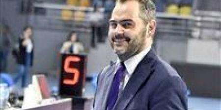 نائب
      رئيس
      اتحاد
      السلة
      يكشف
      مصير
      أجوستي
      وإلغاء
      المحترفين