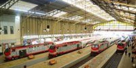 السكة
      الحديد
      تعلن
      بدء
      التوقيت
      الصيفي
      2026..
      وتنبيه
      مهم
      للركاب
      بشأن
      مواعيد
      القطارات