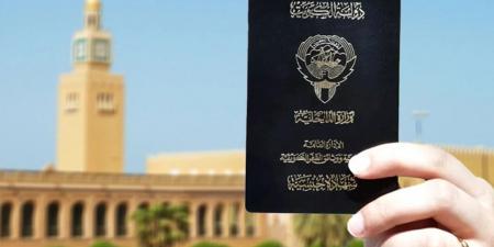 فقد الجنسية الكويتية من 36 مزدوجاً
