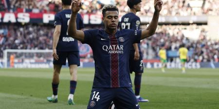 بي
      اس
      جي
      ضد
      نانت..
      باريس
      سان
      جيرمان
      يقسو
      على
      نانت
      بثلاثية
      نظيفة
      بمشاركة
      مصطفى
      محمد
      في
      الدوري
      الفرنسي