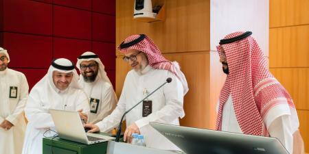 جامعة الملك عبدالعزيز تدشن برنامج “مسارات التعلم المرن في الذكاء الاصطناعي”