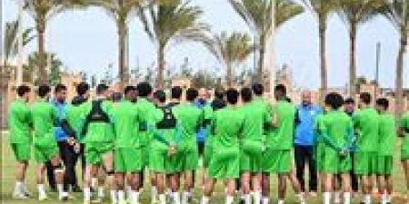 المصري
      يفوز
      علي
      سموحة
      بهدف
      منذر
      طمين
      في
      الدوري
      الممتاز