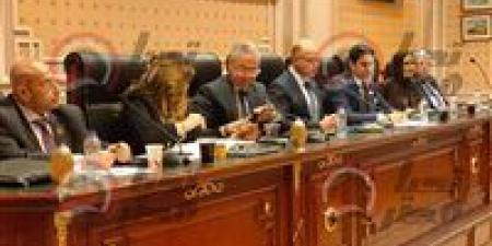 اقتصادية
      الشيوخ
      تناقش
      الأثر
      التشريعي
      لقانون
      الاستثمار..
      وتعديلات
      مرتقبة
      لتعزيز
      جذب
      المستثمرين