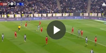 الهلال
      ضد
      ضمك..
      انطلاق
      مباراة
      الهلال
      وضمك
      في
      دوري
      روشن
      السعودي