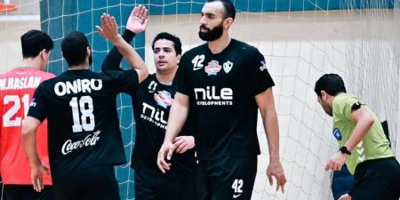 مفاجأة
      مدوية
      في
      كأس
      مصر
      لكرة
      اليد..
      الأولمبي
      يُقصي
      الزمالك
      ويصعد
      للنهائي
      ويلاقي
      الأهلي