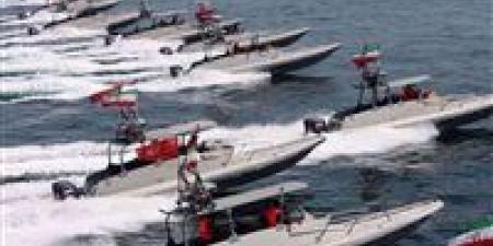 تحذير
      إيراني
      لأمريكا..
      بحرية
      الحرس
      الثوري
      تتوعد
      واشنطن
      بتكتيكات
      عسكرية
      مفاجئة