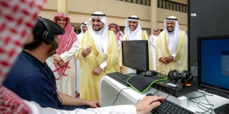 افتتاح ملتقى الشهادات الاحترافية والتطوير المهني بجامعة القصيم