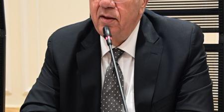 لجنة
      الزراعة
      بالبرلمان
      تناقش
      ربط
      موازنات
      الطب
      البيطري
      بالمحافظات