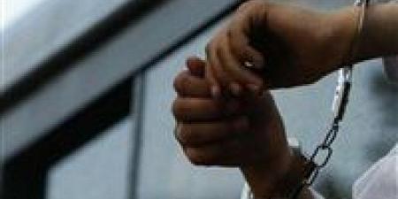 بعد
      تداول
      فيديو
      الواقعة..
      التحفظ
      على
      سيارة
      نقل
      تسببت
      في
      حادث
      بالقليوبية