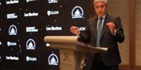 وزير
السياحة:
زيادة
زيارات
المواقع
الأثرية
بـ1.2
مليون
زيارة