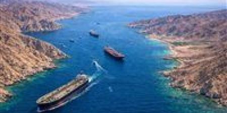 بين
      التاريخ
      والواقع..إيران
      تكرر
      تجارب
      القوى
      الاستعمارية
      في
      خنق
      المضائق