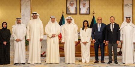 توقيع عقود استكمال المراحل الأخيرة من مشروع مبنى «T2» في مطار الكويت الدولي