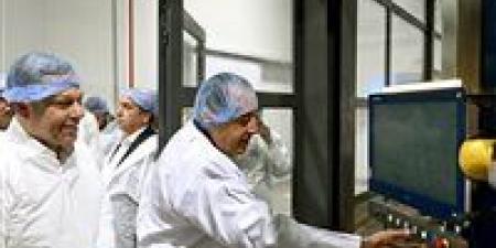 رئيس
      الوزراء
      يفتتح
      المصنع
      الجديد
      لشركة
      «ڤيتاليتي»
      للصناعة
      والتجارة
      المالكة
      للعلامة
      التجارية
      V
      seven
      وV
      cola