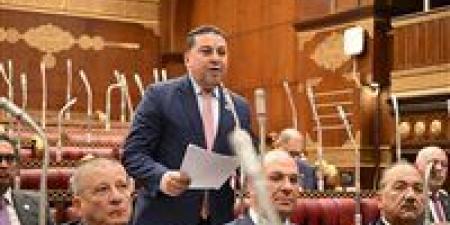 زاهر
      الشقنقيري
      يؤكد
      ضرورة
      الابتعاد
      عن
      ثقافة
      الحفظ
      بالامتحانات
      والعمل
      على
      تطوير
      أساليب
      التقييم
      بما
      يركز
      على
      الفهم
      والتحليل
      والإبداع