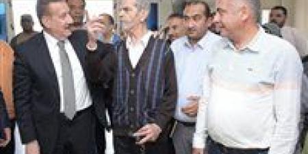 جولة
مفاجئة
لمحافظ
بورسعيد
بمركز
طب
أسرة
الجوهرة
لمتابعة
انتظام
العمل
والخدمات
الطبية