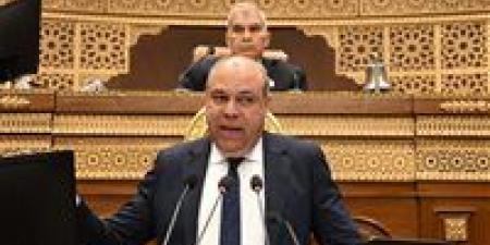 وزير
الطيران:
تسعير
الرحلات
يخضع
للعرض
والطلب..
ونرحب
بأي
شركات
للعمل
في
الرحلات
الداخلية