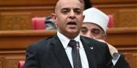 نائب
بحماة
الوطن
يرد
على
الجدل
حول
مشروع
قانون
الأسرة:
لا
نفتح
باب
زواج
القاصرات
ومصلحة
الطفل
هي
الأساس