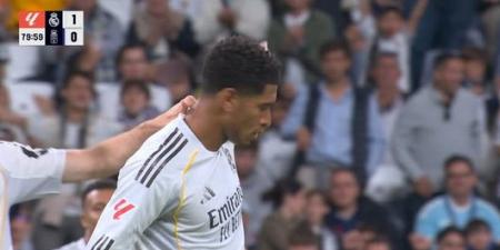 الريال
ضد
ريال
أوفييدو..
جود
بيلينجهام
يسجل
الهدف
الثاني
لـ
ريال
مدريد
في
مرمى
ريال
أوفييدو
بالدوري
الإسباني