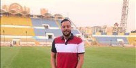 أحمد
      سمير
      فرج:
      الإسماعيلي
      تمت
      مجاملته
      بإلغاء
      الهبوط..
      والأزمات
      تهدد
      مستقبل
      النادي