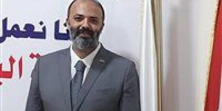 مستقبل
      وطن:
      السيدة
      انتصار
      السيسي
      جسدت
      روح
      الأم
      المصرية
      في
      «فرحة
      مصر»