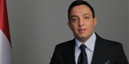 مصطفى
أبو
زهرة:
الرئيس
السيسي
وجّه
خطاباً
قانونياً
صارماً
يربط
حوكمة
الأنهار
الأفريقية
بالسلم
القاري