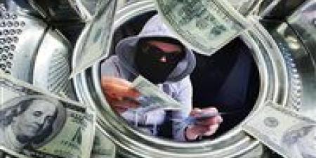ضربات
      أمنية
      لتجفيف
      منابع
      المخدرات..
      الداخلية
      تكشف
      غسل
      أموال
      بـ110
      ملايين
      جنيه