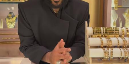 ليه
الدهب
اسمه
كدا؟..
أحمد
سعد
يعود
بخفة
دمه
على
مواقع
التواصل