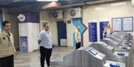 وزير
النقل
يتابع
انتظام
تشغيل
وسائل
النقل
والمواصلات
خلال
أول
أيام
عيد
الأضحى