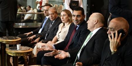وزير
      الشباب
      والرياضة
      يؤازر
      منتخب
      مصر
      فى
      وديته
      أمام
      نظيره
      الروسي