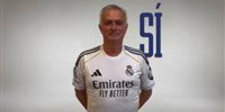 بيريز
      يفاجئ
      جماهير
      ريال
      مدريد
      ويعلن
      مورينيو
      مدربًا
      محتملًا
      حال
      الفوز
      بالرئاسة