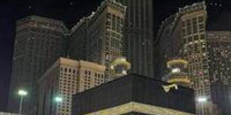 أزهري:
      بلوجر
      الحرمين
      ظاهرة
      خطيرة
      والبحث
      عن
      الشهرة
      قد
      يسرق
      روح
      العبادة