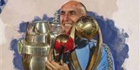 كرونسلاف يورتشيتش
      يعلن
      رحيله
      عن
      بيراميدز:
      قرار
      من
      أصعب
      محطات
      مسيرتي..
      وسأظل
      ممتناً
      للاعبين
      والإدارة