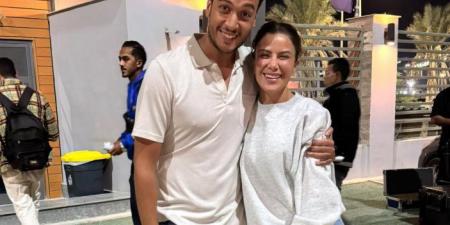 مسلسل
      ورد
      على
      فل
      وياسمين
      الحلقة
      7..
      مواعيد
      العرض
      وأبرز
      الأحداث