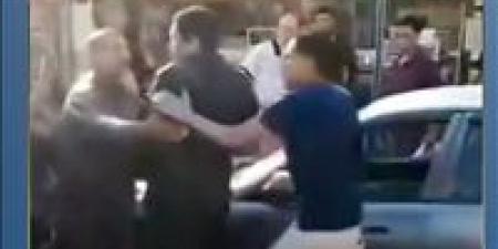 أولوية
المرور
أشعلت
الأزمة..
إحالة
ضابط
للتحقيق
بعد
مشادة
مع
مواطن
بالمنوفية