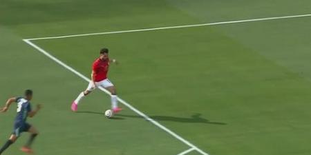 مباراة
      مصر
      والبرازيل..
      مصطفى
      زيكو
      يسجل
      هدف
      التعادل
      لـ
      منتخب
      مصر
      في
      مرمى
      البرازيل