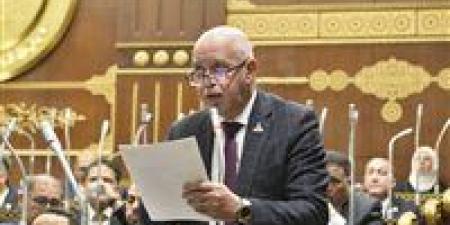 صناعة
      الشيوخ
      تناقش
      اقتراح
      النائب
      حازم
      الجندي
      بشأن
      تحفيز
      المصريين
      في
      الخارج
      على
      الاستثمار
      الصناعي