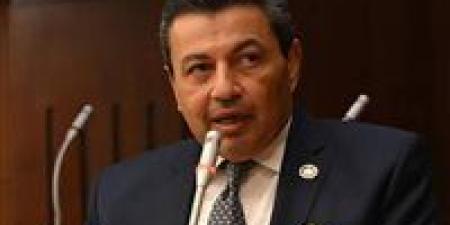 النائب
ياسر
قورة
يطالب
بربط
خطة
التنمية
بمستوى
معيشة
المواطن
ودعم
القطاع
الخاص