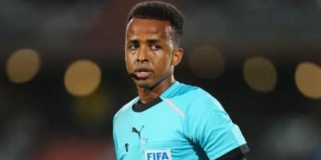 الحكم الصومالي عمر عرتن.. حرمته أمريكا من كأس العالم فاختاره "ويفا" لقيادة السوبر الأوروبي