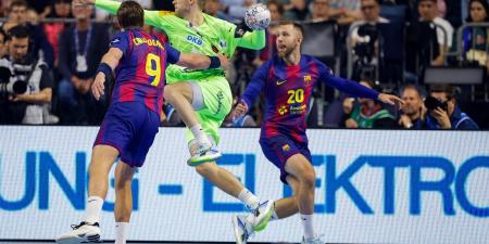برشلونة
يتوج
بلقب
دوري
أبطال
أوروبا
لكرة
اليد
وسيف
الدرع
يكتب
التاريخ