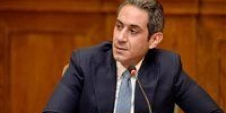 أيمن
حامد:
زيارة
محمد
بن
زايد
للقاهرة
تعكس
الثقة
الدولية
في
الدور
المصري
وقدرته
على
إدارة
الملفات
الإقليمية