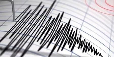 زلزال بقوة 6.7 درجة يضرب وسط إندونيسيا