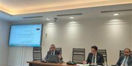 الدعم
النقدي
تحت
قبة
البرلمان..
انقسام
نيابي
بين
التطوير
والرفض
وتحذيرات
من
تأثيره
على
ملايين
المواطنين