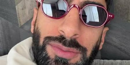 أنس
      بوخش
      يحتفل
      بفوز
      منتخب
      مصر
      ويتساءل:
      ماذا
      قيل
      للاعبين
      بين
      الشوطين؟