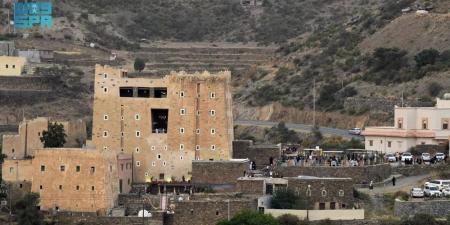 عسير تواصل صعودها السياحي وتستهدف 3 ملايين زائر