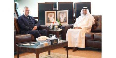 رئيس «الطيران المدني» يبحث مع السفير التشيكي تعزيز التعاون بقطاع الطيران
