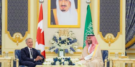 ولي العهد السعودي يبحث مع رئيس وزراء كندا مستجدات الأحداث الإقليمية والدولية