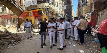 بعد حريق 4 محلات، حملة لإزالة الإشغالات بمنطقة الفلكي في الإسكندرية