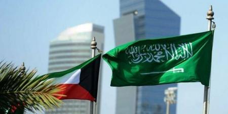 الكويت
والسعودية
تبحثان
سير
العمليات
البترولية
بالمنطقة
المقسومة