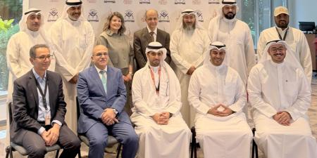 الجامعة الأمريكية توقع مذكرة تفاهم مع «المحاسبين» لتعزيز التعاون
